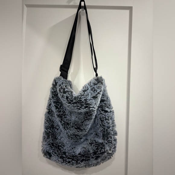 Plush Grey Faux Fur Crossbody Messenger Bag | Y2K Fluffy Shoulder Purse - Picture 3 of 7
